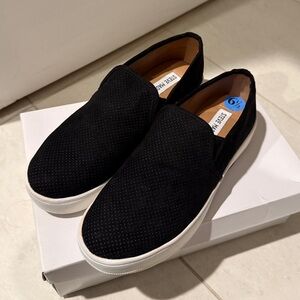 Steve Madden Black and White Slip-On Loafers